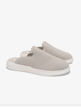 NWOT Lusso Cloud Pelli Waffle Knit Mules Slippers Gray White Women's Size 7